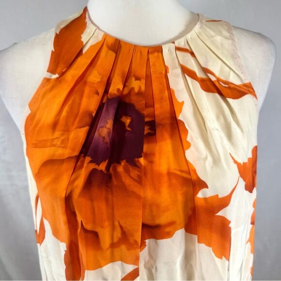 Beautiful 100% silk white and burnt orange floral pleated halter top size small - Picture 2 of 6